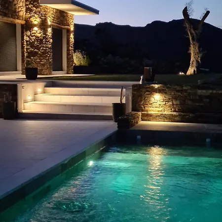 Prestige Au Bord De L'eau- Villa Pietracorbara