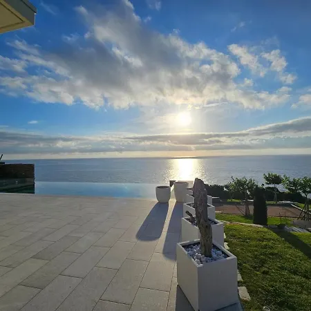 Prestige Au Bord De L'eau- Pietracorbara