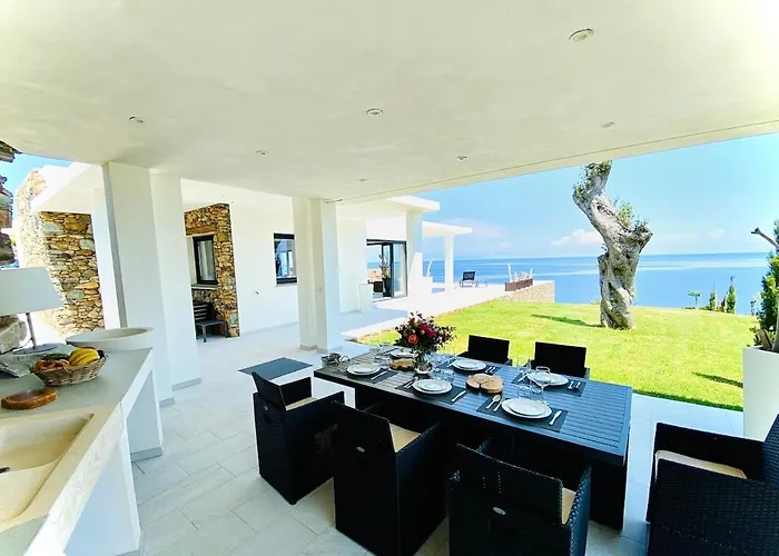 Prestige Au Bord De L'eau- Pietracorbara